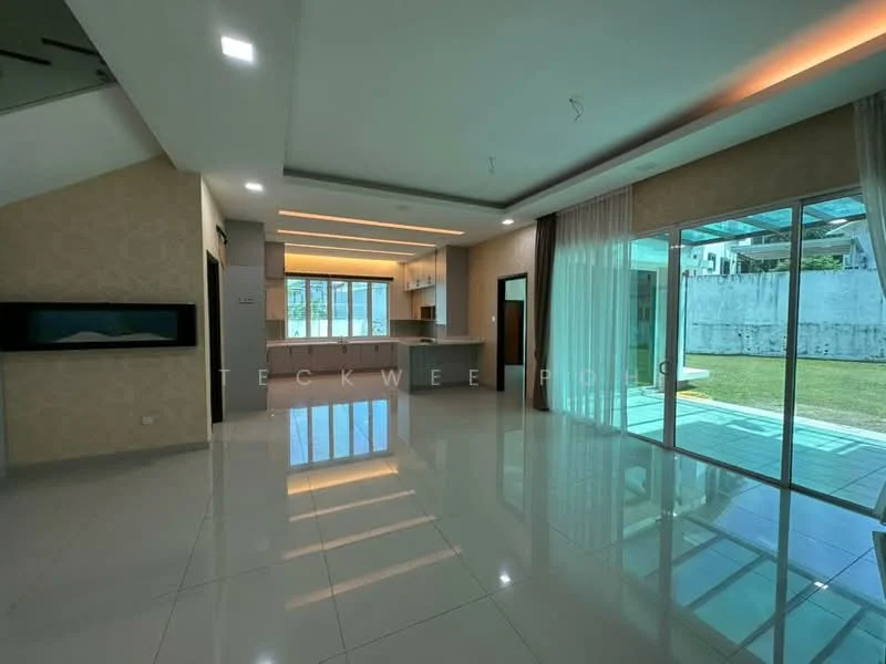 Living features: white painted walls, cream accent wall, glossy porcelain tile flooring, recessed downlights, LED strip lighting, floor-to-ceiling windows, sliding glass door, sheer curtains, open layout, view of garden, built-in cabinetry, kitchen island, dining area, high ceiling; style: modern; view: garden.