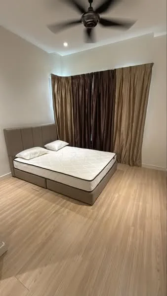 Bedroom features: queen-size bed, upholstered headboard, wooden flooring, 5-blade ceiling fan, floor-to-ceiling window, brown curtains, beige curtains, nightstand, decorative wall, light-colored walls; style: modern.