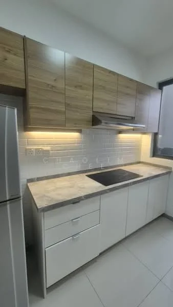 Kitchen features: wood cabinetry, white lower cabinets, marble countertop, stainless-steel fridge, built-in cooktop, white subway tile backsplash, under-cabinet lighting, single-bowl stainless-steel sink, chrome pull-down faucet, tile flooring; style: modern.
