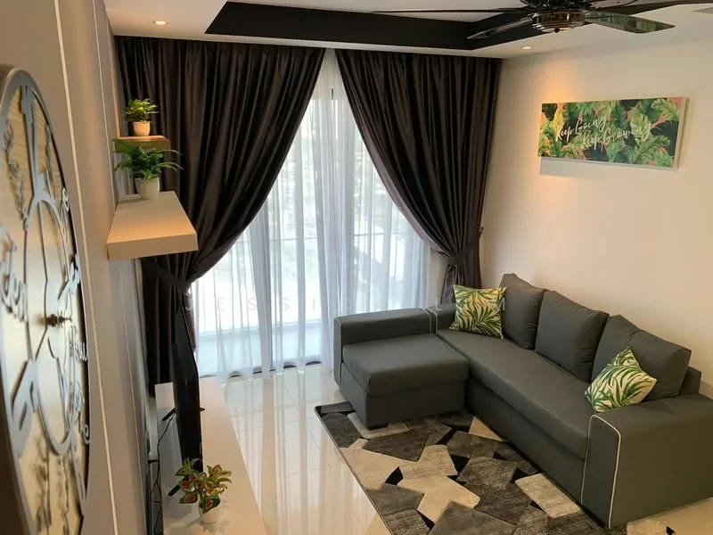 Living features: 3-seater fabric sofa in grey, sectional sofa with chaise, decorative cushions with tropical pattern, area rug with geometric pattern, wall-mounted TV, black ceiling fan with light, floor-to-ceiling windows, sheer curtains, blackout curtains, wall-mounted shelf, framed artwork, potted plants; style: modern; view: garden.