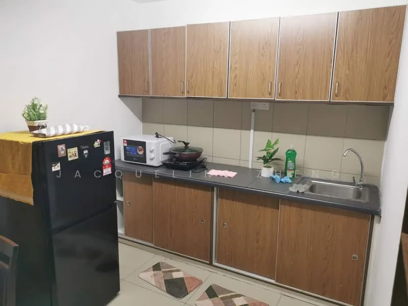 Kitchen features: brown wooden cabinetry, black countertop, stainless-steel sink, single-bowl stainless-steel sink, microwave, black fridge, cooking stove, kitchen towels, decorative plant, tile backsplash, floor tiles, area rug with geometric pattern; style: modern.