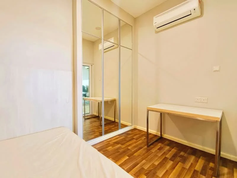 Bedroom features: wooden flooring, cream painted walls, mirror sliding wardrobe, wall-mounted air conditioning unit, study desk with metal legs, single bed, natural light from window, minimalist decor; style: modern.