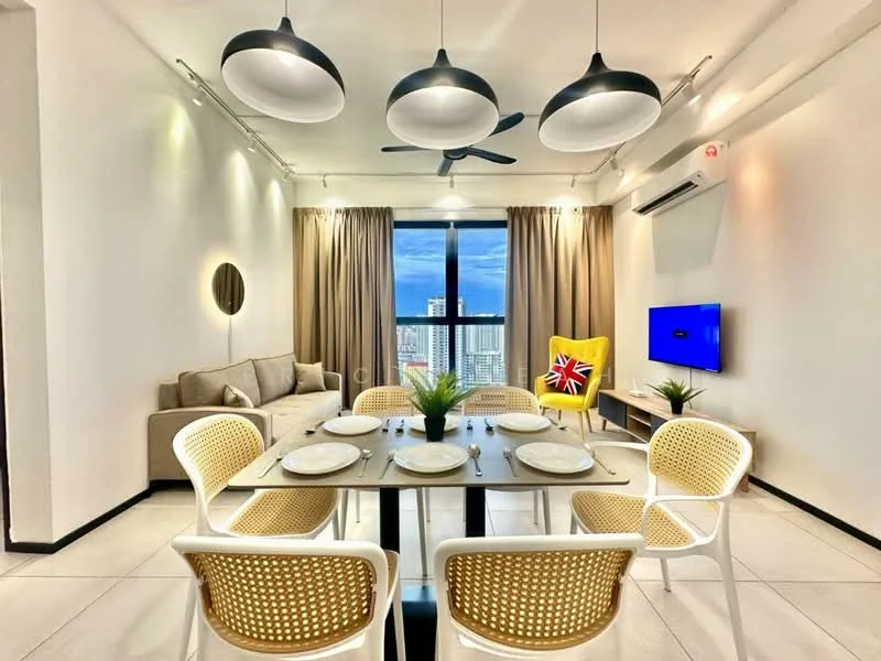 Living features: sofa in beige fabric, 6-seater dining table, white dining chairs with rattan backrest, pendant lights, 5-blade ceiling fan, wall-mounted TV, TV console, decorative plant on table, floor-to-ceiling windows, curtains in light brown, air conditioning unit, light-colored walls, tile flooring in white; style: modern; view: city.