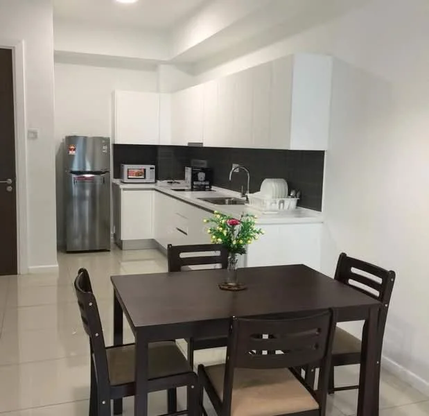 Kitchen features: white shaker cabinets, grey tiled backsplash, stainless-steel fridge, built-in microwave, stainless-steel sink, chrome pull-down faucet, ceramic tile flooring, recessed downlights, dining table with four chairs, countertop with space for appliances; style: modern.