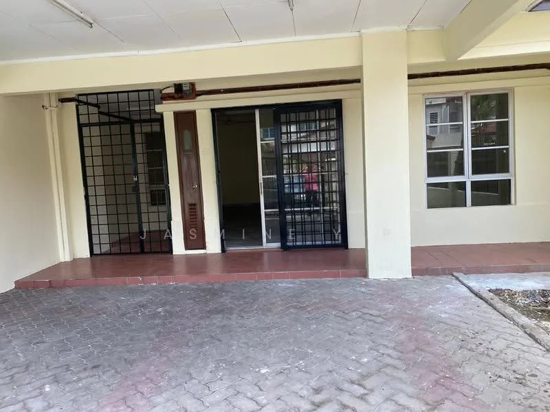 USJ 23, Usj 23, Subang Jaya — view 2 of 5 — for Rent