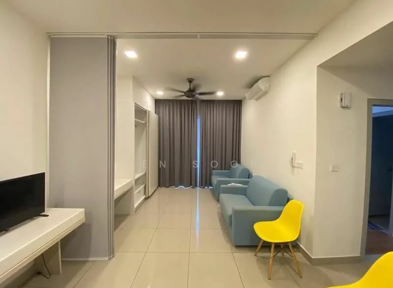 Living features: light grey walls, white ceiling, recessed downlights, 5-blade ceiling fan, floor-to-ceiling windows with sheer curtains, light blue fabric sofa, white TV console, yellow plastic chair, ceramic tile flooring, wall-mounted air conditioning unit; style: modern.
