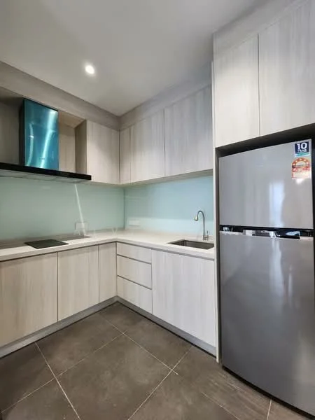 Kitchen features: light wood cabinetry, white countertop, stainless-steel sink, chrome pull-down faucet, built-in induction hob, built-in range hood, refrigerator, grey tile flooring, glass backsplash, under-cabinet lighting; style: modern.