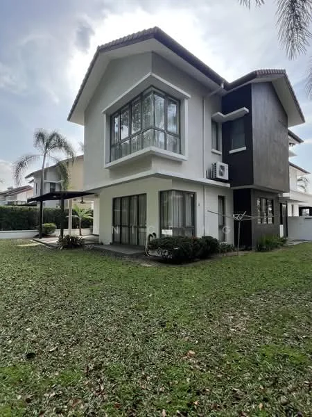 Exterior type: detached bungalow; features: white painted facade, wood cladding on upper section, large floor-to-ceiling windows, single-storey, manicured lawn, palm trees, car porch with awning, garden area, air conditioning unit visible, surrounded by greenery; style: modern.