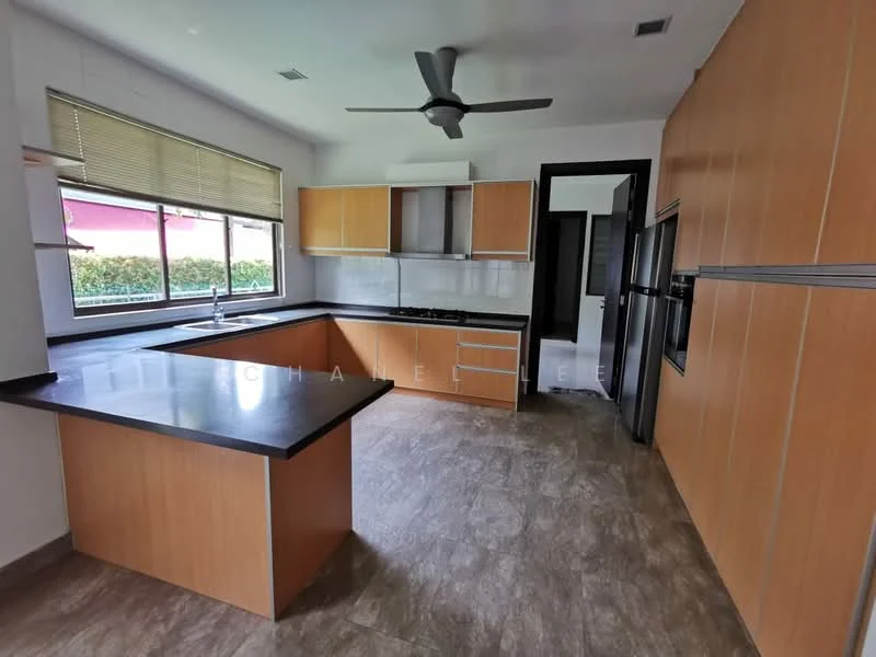 Kitchen features: black countertop, wood cabinetry, stainless-steel sink, chrome pull-down faucet, built-in oven, 4-burner gas hob, exhaust hood, floor-to-ceiling windows, 5-blade ceiling fan, vinyl plank flooring, tile backsplash, open layout; style: modern; view: garden.