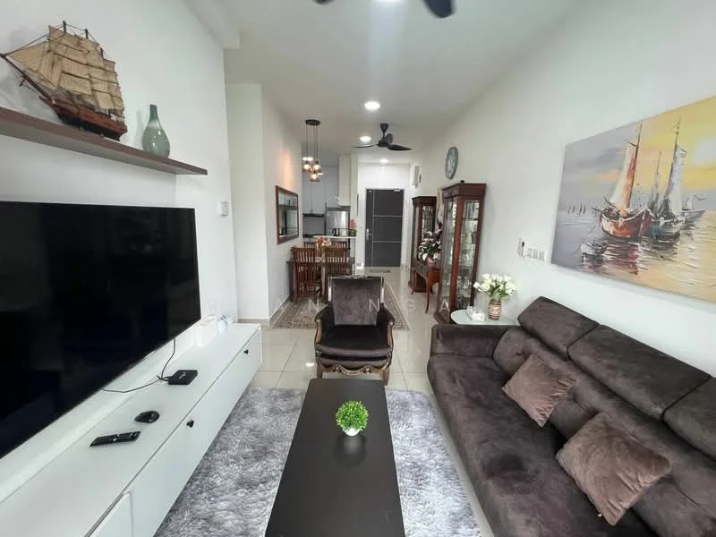 Living features: 3-seater fabric sofa in dark grey, coffee table, TV console, wall-mounted TV, area rug with geometric pattern, decorative mirror, ceiling fan, wall-mounted shelves, framed artwork, houseplants in ceramic pots; style: modern. Dining features: 6-seater dining table, wooden dining chairs, sideboard cabinet, decorative vase, table runner; style: modern.