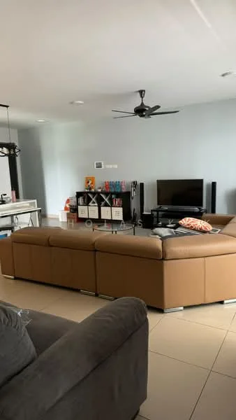 Living features: L-shape sectional sofa in brown, 3-seater fabric sofa in grey, coffee table, TV console, wall-mounted TV, ceiling fan, recessed downlights, light grey painted walls, tile flooring, decorative cushions, shelving unit with decorative items; style: modern.
