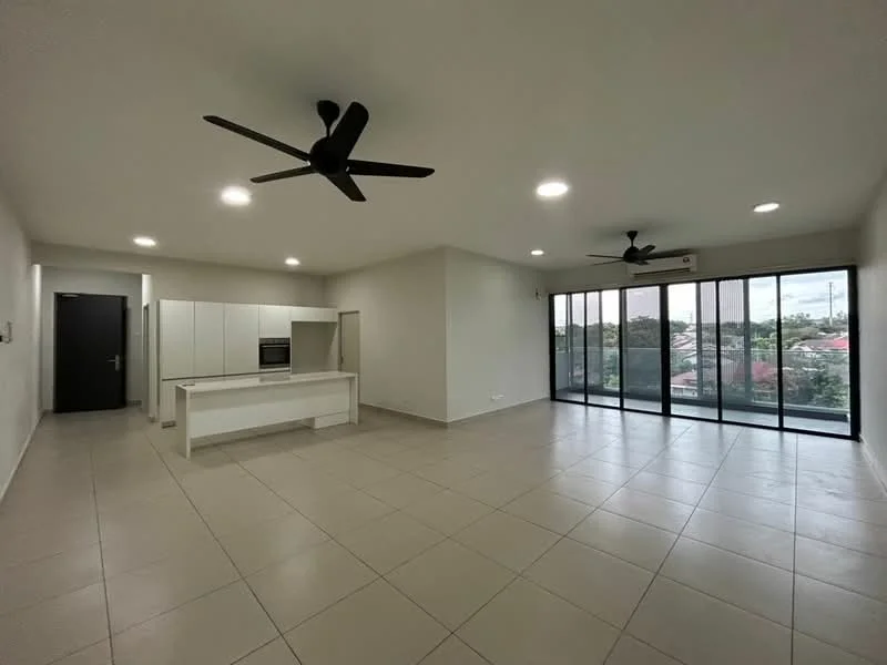 Living features: large floor-to-ceiling windows, 2 ceiling fans, recessed LED downlights, white painted walls, light-colored tile flooring, open layout, kitchen island with seating, air conditioning unit; style: modern; view: city.