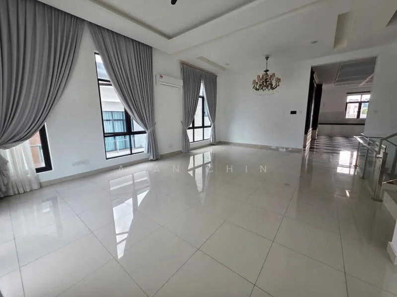Living features: white painted walls, polished ceramic tile flooring, tray ceiling, chandelier, floor-to-ceiling windows, sheer curtains, blackout curtains, recessed downlights; style: modern.