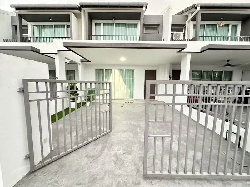 Verna Terrace Homes @ Serene Heights,Bangi South, Semenyih — view 2 of 5 — for Rent