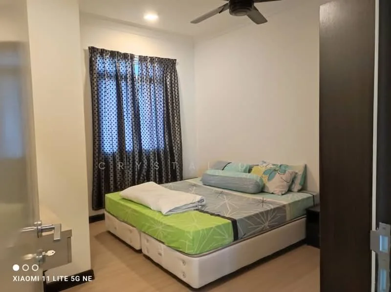 Bedroom features: queen-size bed with patterned bedding, upholstered headboard, bedside table, ceiling fan, window with sheer and patterned curtains, laminate flooring, built-in wardrobe, decorative wall art; style: modern.