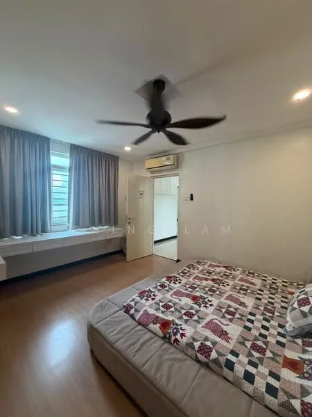 Bedroom features: queen-size bed with patterned quilt, 5-blade ceiling fan, window with sheer curtains, built-in wardrobe, wooden flooring, wall-mounted air conditioning unit, light-colored painted walls, nightstand with decorative items; style: modern.