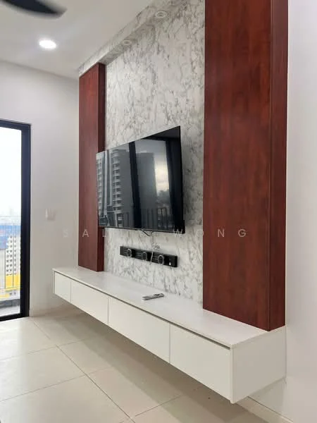 Living features: wall-mounted TV, white floating TV console, marble feature wall, wood panel accents, light-colored tiled flooring, large window with city view, recessed lighting, ceiling fan; style: modern; view: city.