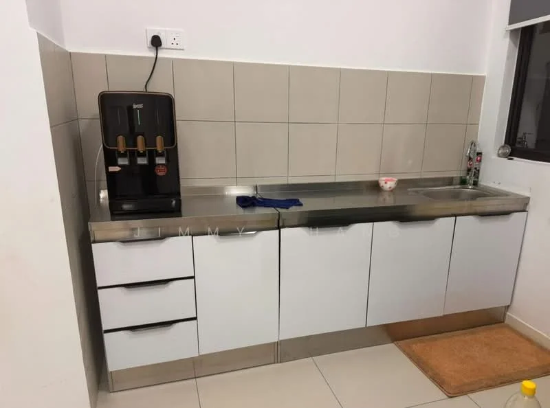 Kitchen features: stainless-steel countertop, white cabinetry with flat-panel doors, four drawers, single-bowl stainless-steel sink, chrome faucet, grey tiled backsplash, built-in water dispenser, ceramic tile flooring, window with view to the outside, kitchen mat; style: modern.