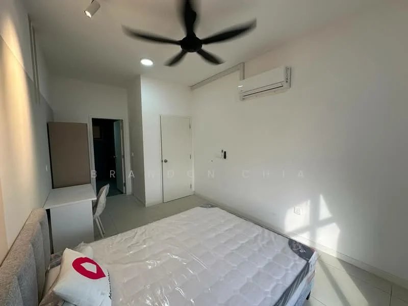 Bedroom features: queen-size bed, upholstered headboard, 2 bedside lamps, wall-mounted split AC, 5-blade ceiling fan, white painted walls, light-colored tile flooring, study desk, chair, built-in wardrobe, door to hallway; style: modern.