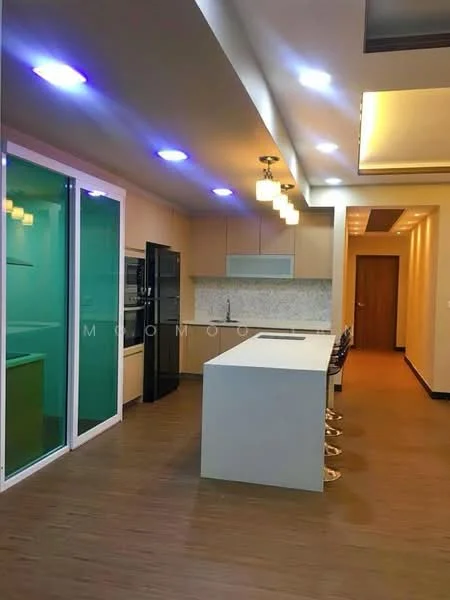 Kitchen features: island countertop with seating for 4, stainless-steel refrigerator, built-in oven, ceramic cooktop, white cabinetry, glass panel wall, mosaic tile backsplash, recessed ceiling lights, pendant lighting above island, laminate flooring, neutral wall color, open layout; style: modern.
