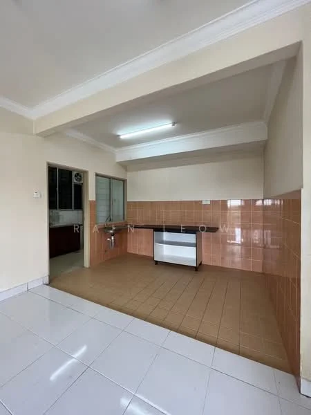 Kitchen features: white tiled flooring, cream painted walls, exposed ceiling, single-bowl stainless-steel sink, chrome pull-down faucet, kitchen cabinetry with flat-panel design, countertop with black surface, wall tiles in peach color, fluorescent ceiling lights; style: modern.