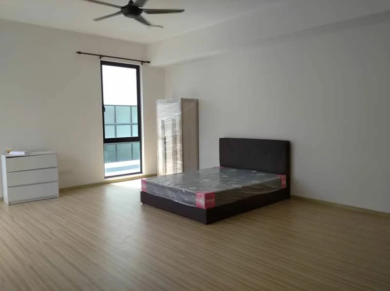 Bedroom features: queen-size bed with mattress, white bedside table with drawers, laminate flooring, floor-to-ceiling window, blackout curtains, ceiling fan, neutral painted walls; style: modern; view: city.