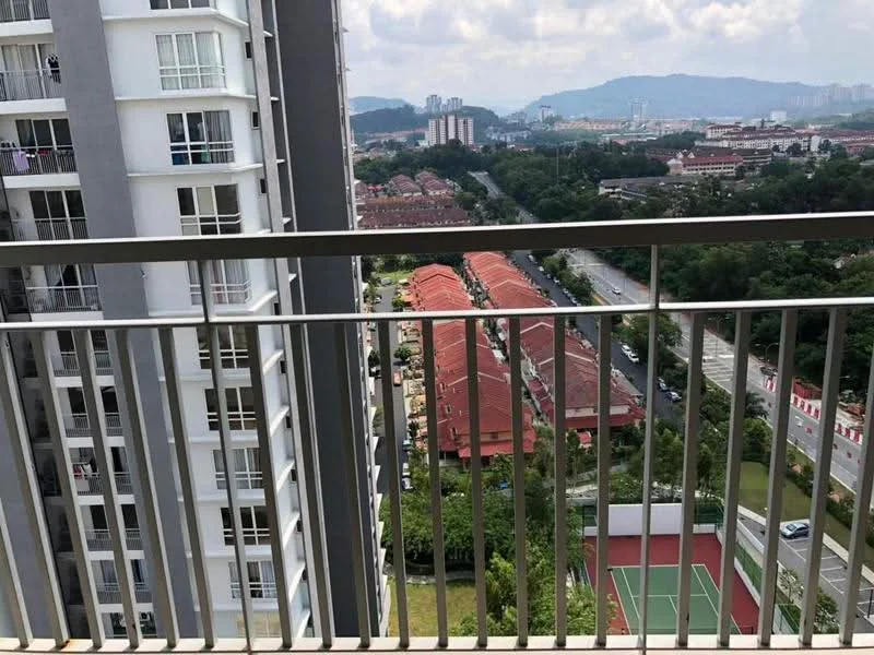 Room view: city.