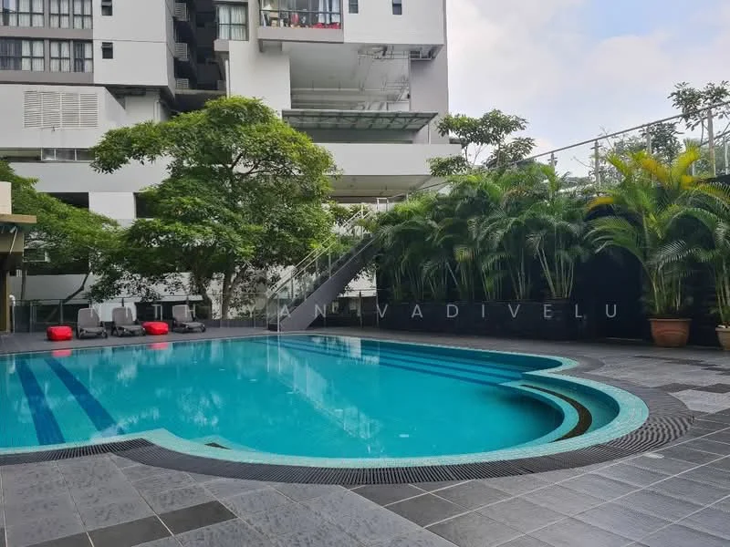 Exterior type: high-rise condominium; features: infinity pool, pool deck with loungers, landscaped garden with tropical plants, stone-paved walkway, surrounded by greenery, modern architectural design; style: modern.
