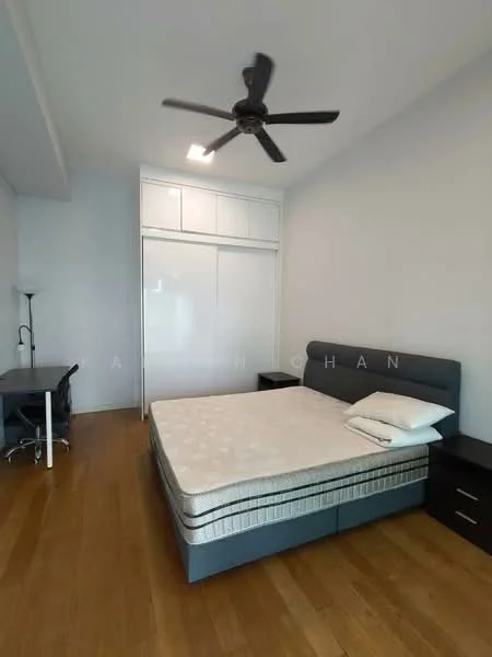 Bedroom features: queen-size bed, upholstered headboard, 2 bedside tables, desk with chair, built-in wardrobe with sliding doors, wooden flooring, ceiling fan with light, white painted walls; style: modern.