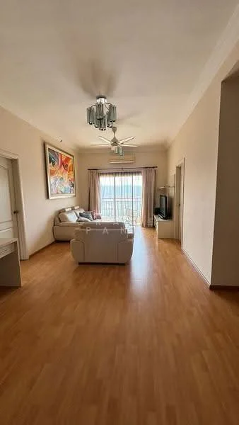 Living features: laminate flooring, white painted walls, 5-blade ceiling fan with light, sofa in cream color, coffee table, TV console, wall-mounted TV, curtains, floor-to-ceiling windows, area rug; style: modern; view: city.