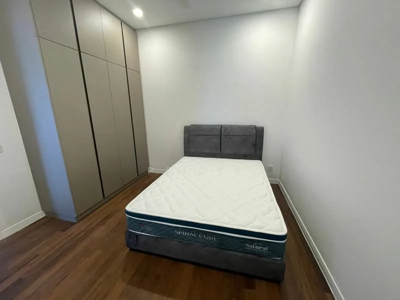Bedroom features: queen-size bed, upholstered headboard, wooden flooring, built-in wardrobe with sliding doors, white painted walls, recessed ceiling lights; style: modern.