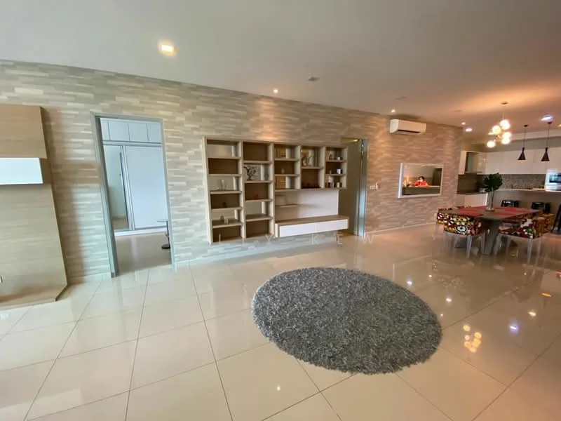 Living features: cream painted walls, light grey feature wall with shelves, glossy white tile flooring, 5-blade ceiling fan with light, recessed downlights, round area rug in grey, dining table with colorful upholstered chairs, open shelving unit, built-in cabinetry, large window for natural light; style: modern.