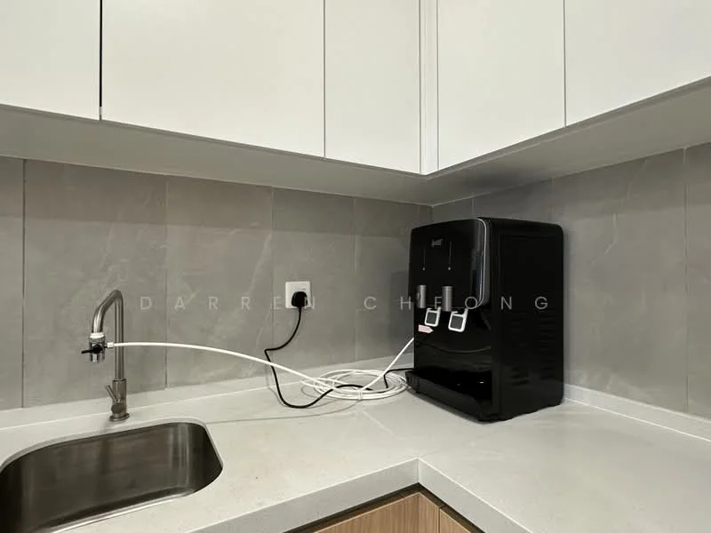 Kitchen features: single-bowl stainless-steel sink, chrome pull-down faucet, white quartz countertop, grey tile backsplash, black water dispenser, white cabinetry, wood cabinetry, under-cabinet lighting; style: modern.