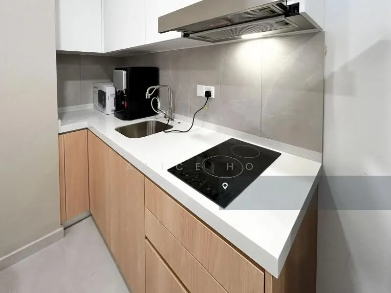 Kitchen features: white quartz countertop, light wood cabinetry, built-in microwave, stainless-steel sink, chrome pull-down faucet, induction cooktop, grey tile backsplash, under-cabinet lighting; style: modern.