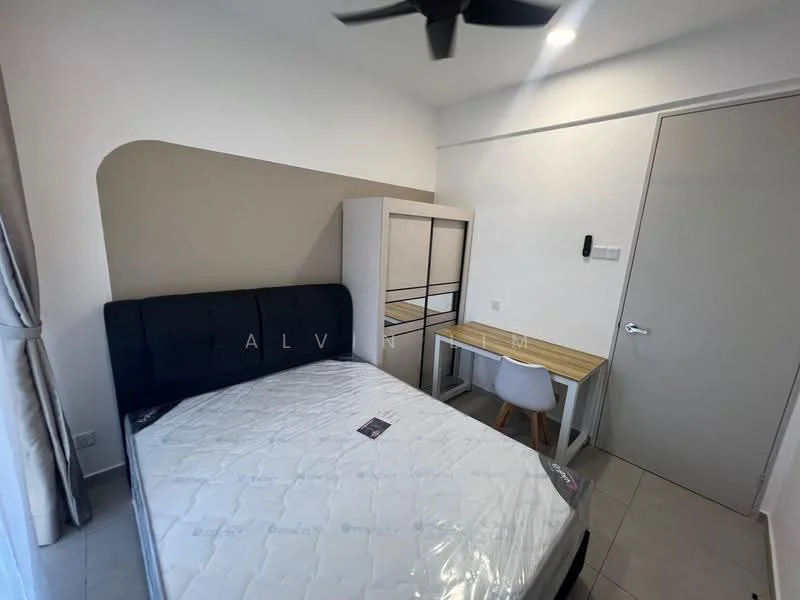 Bedroom features: queen-size bed with upholstered headboard, white mattress, study desk with wooden top, white chair, built-in wardrobe with sliding doors, grey accent wall, light grey tiled flooring, ceiling fan; style: modern.