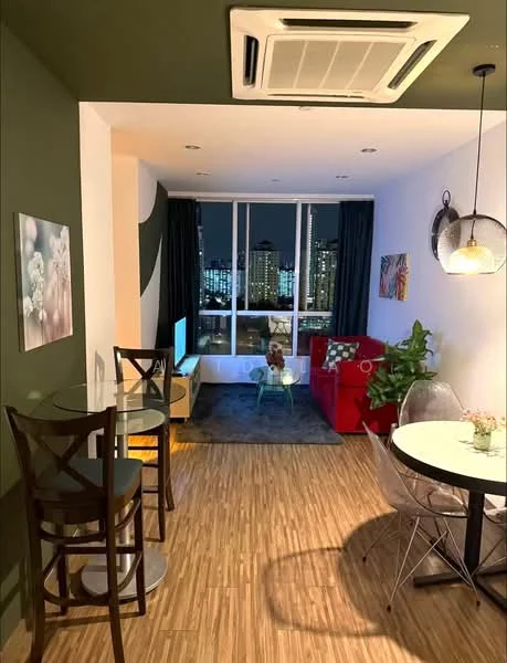 Living features: green accent wall, white painted walls, wooden flooring, floor-to-ceiling windows, city skyline view, red fabric sofa, glass coffee table, TV console, wall-mounted TV, area rug, 2-seater dining table, 4 dining chairs, decorative plants, recessed downlights, 1 wall-mounted split AC; style: modern; view: city.