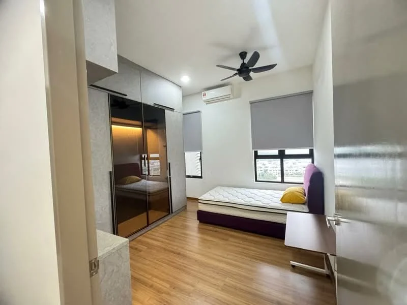 Bedroom features: wooden flooring, white painted walls, ceiling fan, floor-to-ceiling windows, roller blinds, built-in wardrobe with mirrored doors, single bed frame, mattress, yellow decorative pillow, study desk, air conditioning unit; style: modern; view: city.