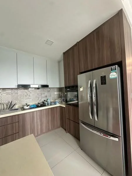 Kitchen features: white upper cabinets, brown lower cabinets, stainless-steel double-door fridge, built-in oven, ceramic tile backsplash with geometric pattern, light-colored countertop, undermount sink, modern faucet, recessed lighting, tile flooring; style: modern.