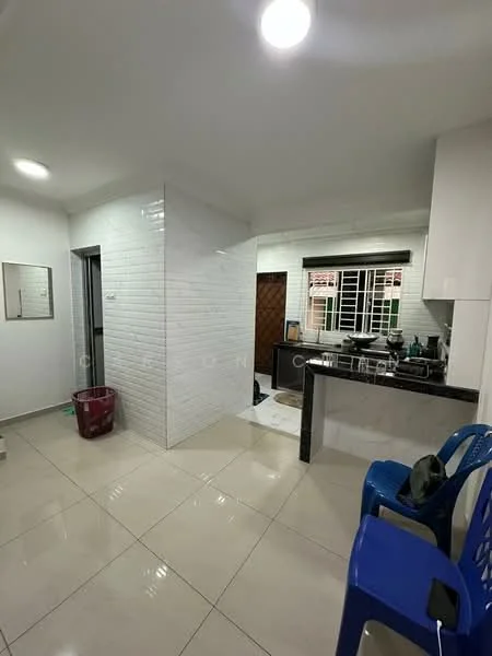 Kitchen features: white tiled walls, glossy white tiles on the floor, black countertop, stainless-steel sink, single-bowl sink, built-in stove, window with blinds, overhead cabinets, open layout to living area; style: modern. Laundry features: washing machine, plastic laundry basket, white tiled walls, glossy white tiles on the floor; style: modern.