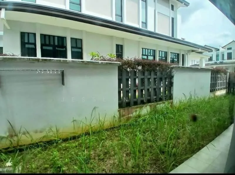 Exterior type: detached bungalow; features: white painted facade, two-storey building, green grass area, fence with wooden slats, manicured garden, windows with black frames, paved walkway; style: modern.