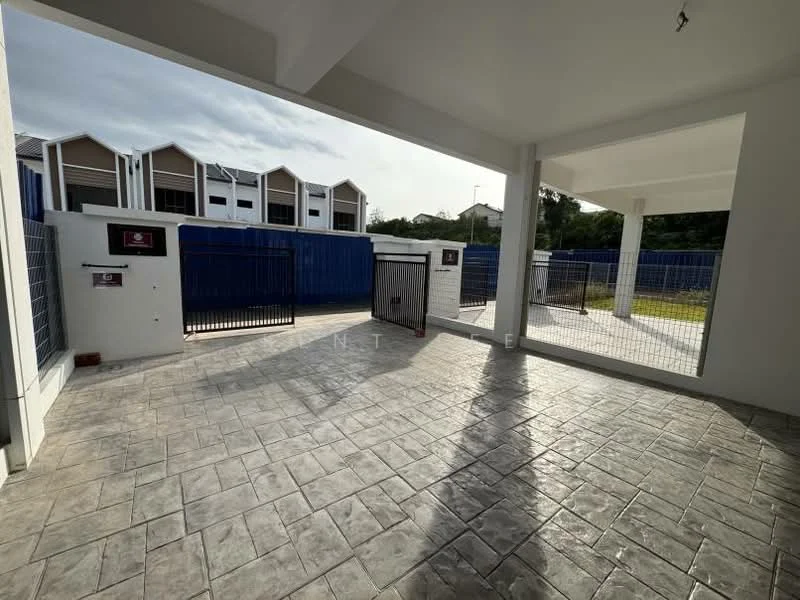 Exterior type: linked terrace house; features: paved driveway, gated entrance, fenced perimeter, white painted walls, flat roof, manicured landscaping, surrounded by residential buildings, security gate; style: modern.