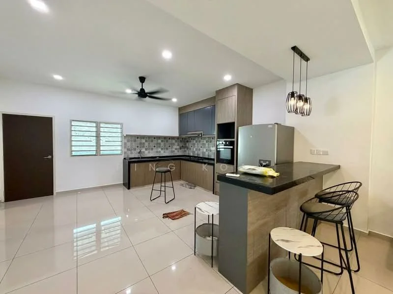 Kitchen features: L-shaped kitchen layout, grey cabinetry, white quartz countertop, stainless-steel fridge, built-in oven, 4-burner gas hob, grey tiled backsplash, pendant lighting, black bar stools, white marble-top stools, floor-to-ceiling windows, white painted walls, glossy tile flooring, ceiling fan; style: modern.