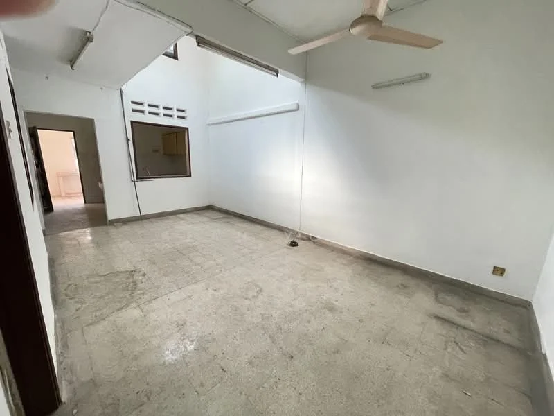 1-Sty Terrace House 🌟 Freehold 🌟 LA : 22 X 75 🌟 Kitchen Extend 🌟 Taman Sri Melati @ Selayang, Selayang — view 2 of 5 — for Sale