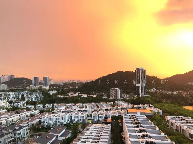 Exterior features: city skyline, mountain view, sunset sky, low-rise residential buildings, high-rise buildings, green landscaping, rooftops of houses, urban development; style: modern.