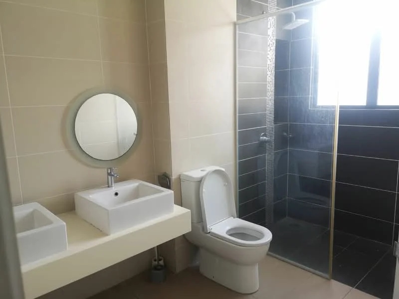 Bathroom features: double-sink vanity with square ceramic sinks, chrome basin mixer faucet, framed mirror, one-piece toilet, walk-in shower with glass enclosure, rain shower head, tile cladding in light and dark tones, window for natural light, neutral wall tiles, light-colored flooring; style: modern.