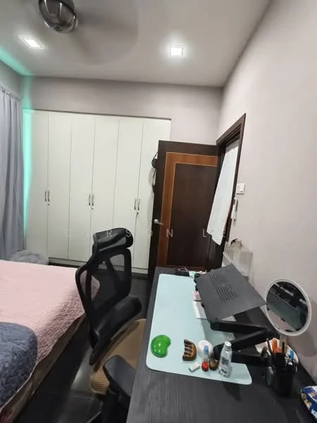 Bedroom features: queen-size bed with grey bedding, built-in wardrobe with sliding doors, desk with monitor and accessories, black office chair, wall-mounted mirror, recessed ceiling lights, light grey curtains, dark wood door, laminate flooring; style: modern.