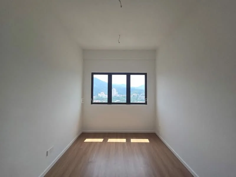 Room features: white painted walls, laminate flooring, floor-to-ceiling windows, mountain view, natural light from windows; style: minimalist; view: mountain.