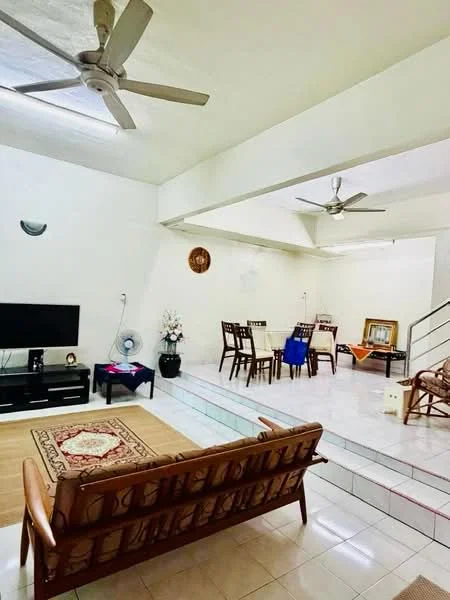 Living features: 3-blade ceiling fan, wall-mounted TV, wooden sofa, area rug with geometric pattern, tile flooring, white painted walls, decorative wall clock, floor lamp, coffee table; style: modern. Dining features: 6-seater dining table, wooden dining chairs, white painted walls, tile flooring; style: modern.