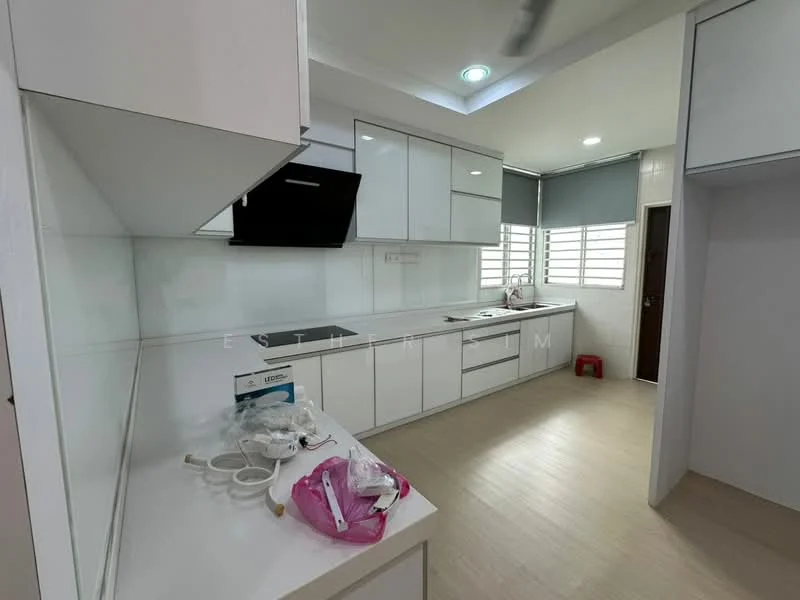 Kitchen features: white glossy cabinetry, marble countertop, built-in oven, induction cooktop, stainless-steel range hood, single-bowl stainless-steel sink, chrome pull-down faucet, window with blinds, light-colored vinyl flooring, recessed downlights, open shelving, kitchen island, wall-mounted cabinets; style: modern.
