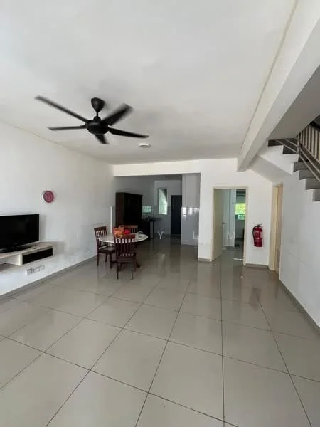 Living features: white painted walls, polished ceramic tile flooring, 5-blade ceiling fan, wall-mounted TV, TV console, dining table with chairs, staircase, fire extinguisher, large windows, natural light; style: modern.